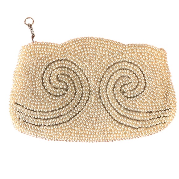 Vintage Beaded Clutch Faux Pearl & Bead Scalloped Top Made in Japan 6.5” x 4.25” - Picture 1 of 13